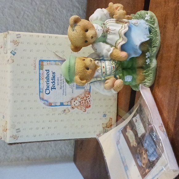 Cherished Teddies "Harvey and Gigi" - Picture 1 of 4